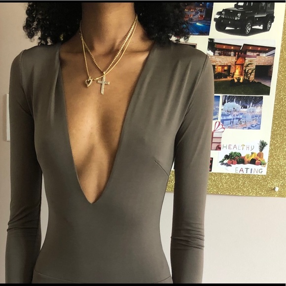 Two deep v cut bodysuits - Picture 3 of 3